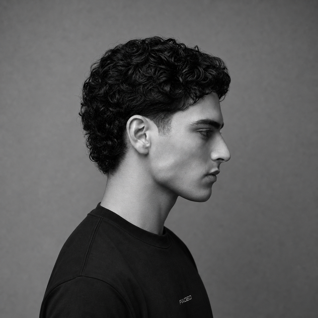 Tapered Curly Flow